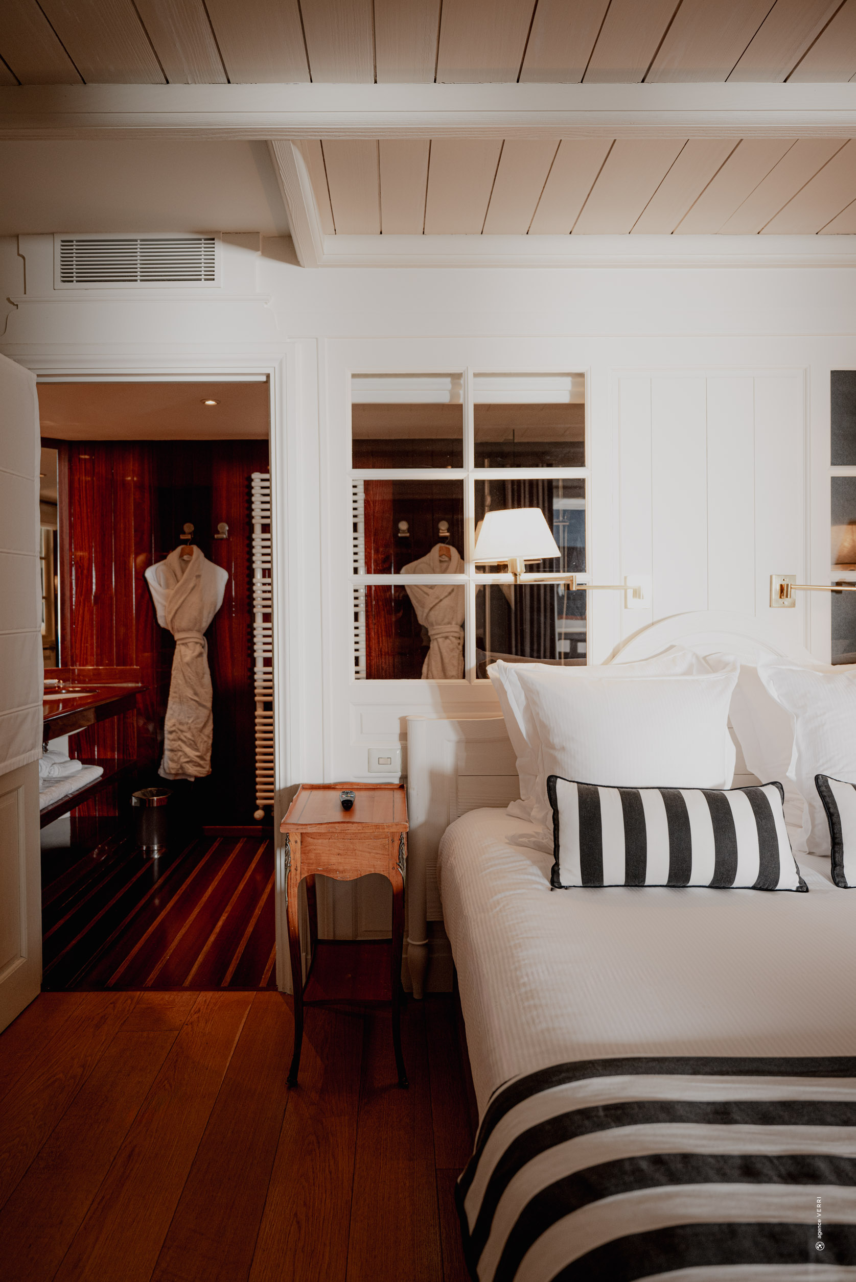 hr hotel restaurant chambres 14 principal 2024 01 ile de re rochelle verri 4